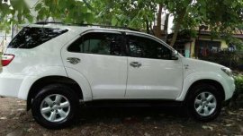 Toyota Fortuner 2.5G 2010 MT Diesel for sale 