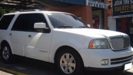 2005 Lincoln Navigator SUV white for sale 