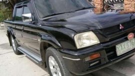 For sale Mitsubishi Endeavor 2001 model 