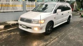 2003 Mitsubishi Grandis Chariot AT White For Sale 