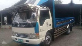 Isuzu Elf 4HE1 15ft MT White Truck For Sale 