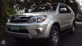 2007 Toyota Fortuner G 4x2 Diesel Automatic for sale 