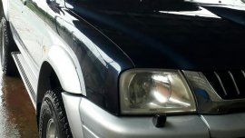 Mitsubishi strada orig manual 4x4 working