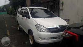 Toyota Innova J Gas 2005 White For Sale 