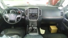 2017 Toyota Land Cruiser brand new for sale