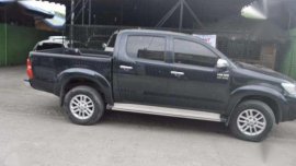 Smooth Shifting 2012 Toyota Hilux G AT 4x4 For Sale