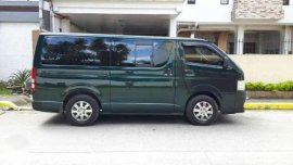 2013 Toyota Hiace commuter green color for sale 