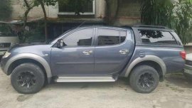 For sale 2010 Mitsubishi Strada 4X4 Pick-Up 