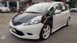 Honda Jazz 2009 1.5 AT White HB For Sale 