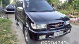 Isuzu Crosswind XUVi 2004 model for sale 