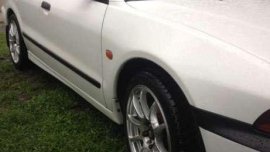 Mitsubishi Galant 2000 Shark AT White For Sale 