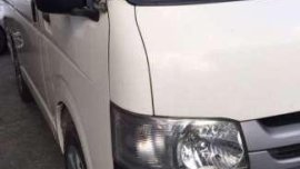 Toyota Hiace Comuter 2011 MT White For Sale 