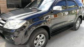 Toyota Fortuner 2006 well maintain for sale 
