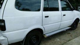 2004 model Toyota Revo gl diesel for sale 