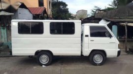 Mitsubishi L300 1995 model white for sale 
