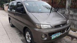 Hyundai Starex 2008 MT Gray Van For Sale 