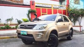 Very Well Kept Toyota Fortuner 2006 V For Sale