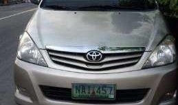 2009 Toyota Innova G Gas MT Beige For Sale 