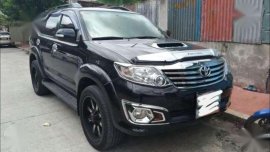 2013 Toyota Fortuner AT SUV Black For Sale 