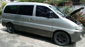 Hyundai Starex 2007 MT Silver Van For Sale 