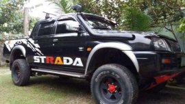 Mitsubishi Strada 2001 for sale
