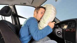 The connection between car airbags & short people and How it can endanger your safety