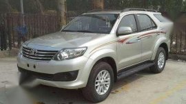 Toyota Fortuner Fresh Manual Silver For Sale 