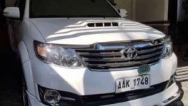 Toyota Fortuner G 2014 MT 4x2 2.5 MT White For Sale 