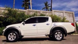 2010 Mitsubishi Strada 2.5 GLS 4x4 White For Sale 