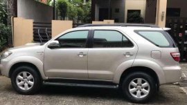 Toyota Fortuner 4x4 2011 3.0 AT Silver For Sale 