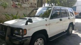 Isuzu Trooper 3.1 4x4 2005 AT White For Sale 