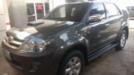 Very Well Kept Toyota Fortuner AT 4x4 V 2008 For Sale