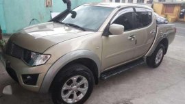 Mitsubishi Strada gls 4x4 2010 FOR SALE