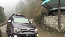 2005 Toyota Fortuner for sale 