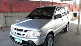  Isuzu Crosswind 2010 FOR SALE