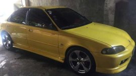 Honda Civic ESI 1995 MT Yellow Sedan For Sale 