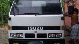 Smooth Running 2005 Isuzu ELF DSL MT For Sale