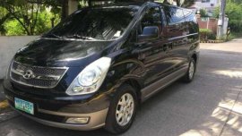 Hyundai Grand Starex Gold 2010 AT Black For Sale 