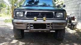 Mitsubishi Strada 1999 for sale 