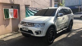 Mitsubishi Montero Sport 2015 white for sale