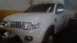 2016 Mitsubishi Montero GLS V AT White For Sale 
