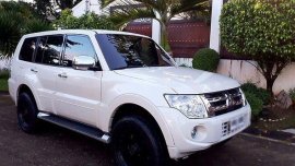 Mitsubishi Pajero 2012 WHITE FOR SALE