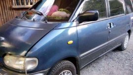 Nissan Serena 2004 MT Blue Van For Sale 