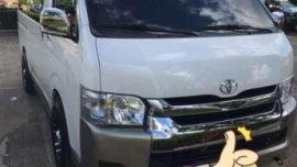 Toyota Hiace Grandia 2016 MT White Van For Sale 