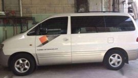 Hyundai Starex RV 2002 WHITE FOR SALE