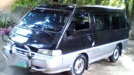 Second Hand Hyundai Grace Van 2004 FOR SALE