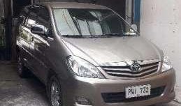 2010 Toyota Innova G LIKE NEW FOR SALE