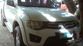 Well-maintained Mitsubishi Strada 2012 for sale