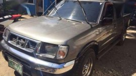 99 Nissan Frontier pick up LIKE NEW FOR SALE