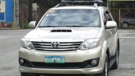 2013 Toyota Fortuner LIKE NEW FOR SALE